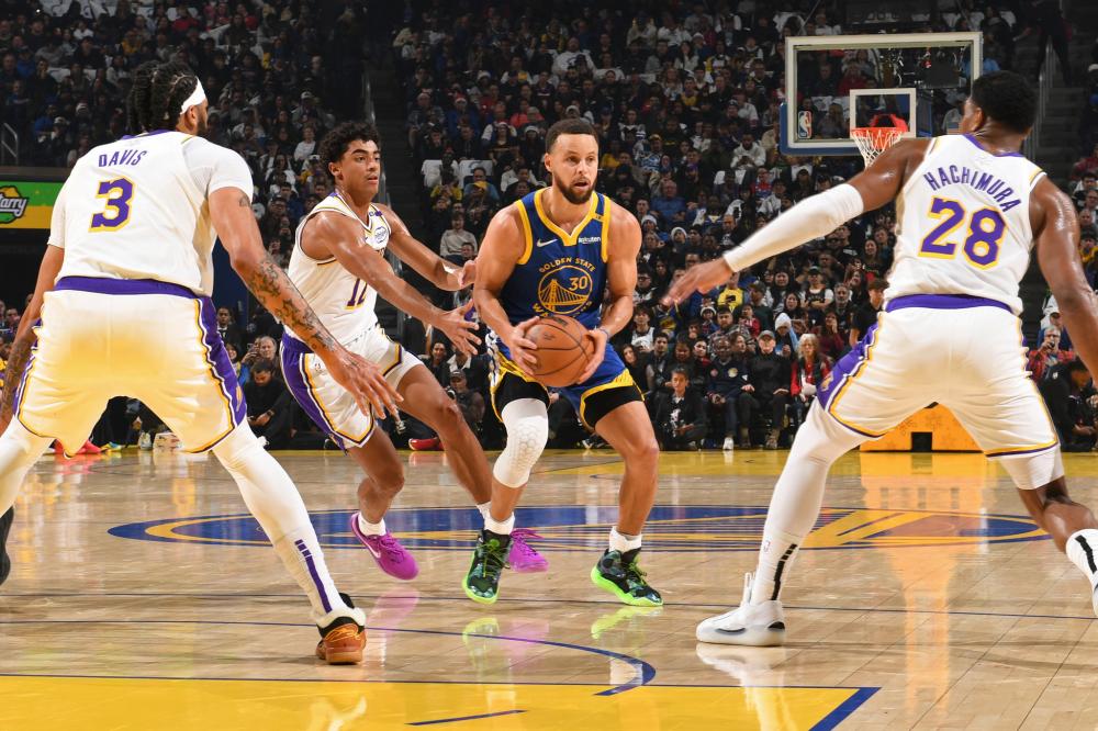 对英乙俱乐 对英乙俱乐